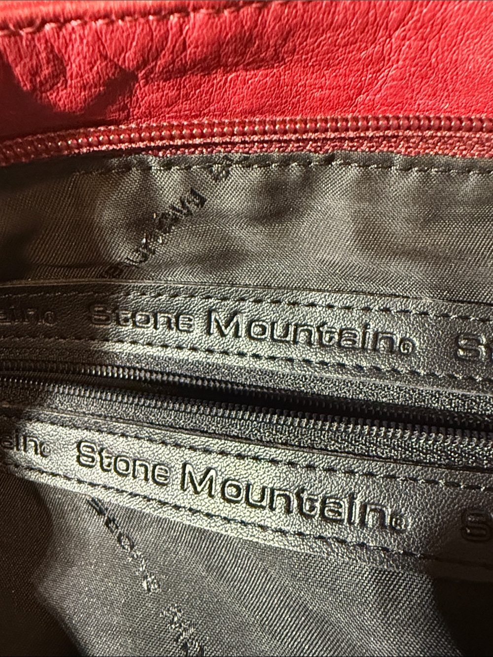Stone Mountain Accessories Red Leather Shoulder Bag with Gold Hardware - Picture 2 of 6